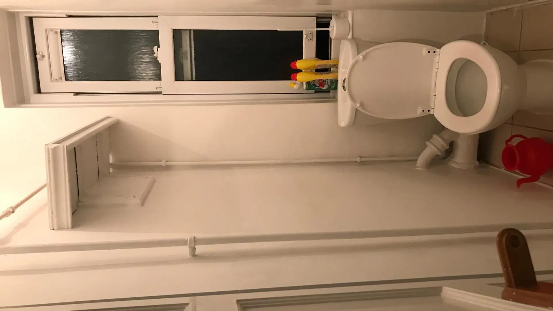 Charming 3-Bed Flat In London Lägenhet